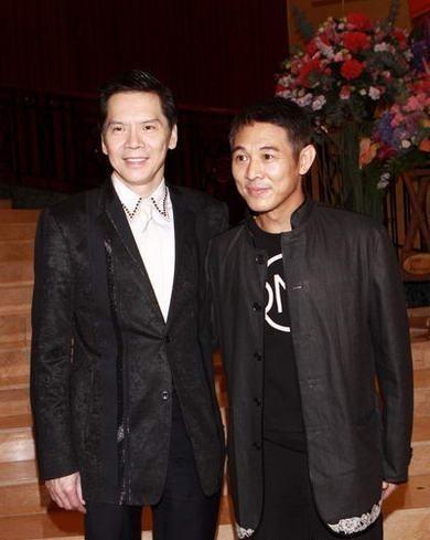 向华强最大的靠山,并非出身军统的父亲,而是他的亲大