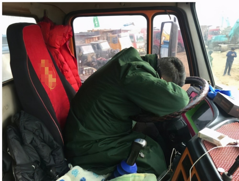 河北被罚款后自杀的货车司机,处境有多么绝望?