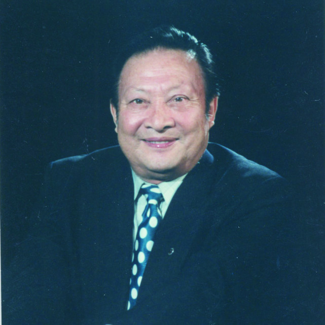 贾作光跟随中国舞蹈家吴晓邦来到内蒙古自治区的"草原之城"乌兰浩特