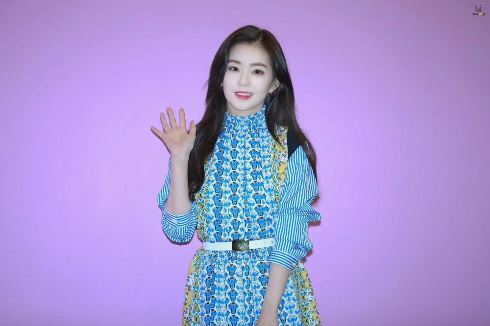 继承少女时代衣钵 延续f X 风格 她们就这么草草收场 腾讯新闻