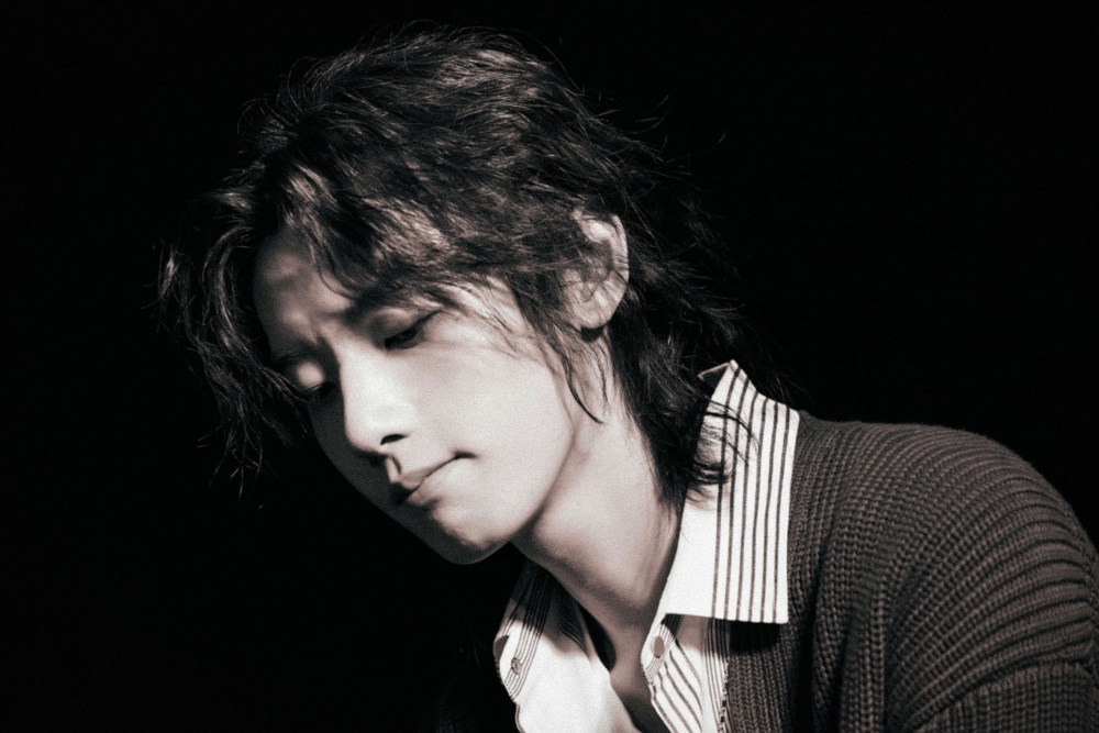 氛围与黑白好搭青3阿煜黑白大片轮廓优越