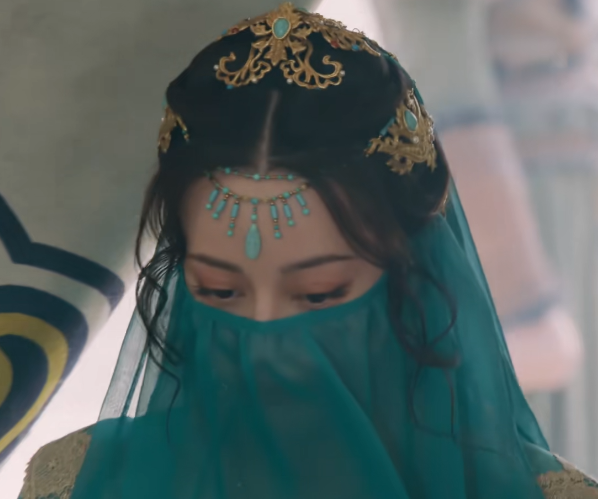 长歌行李长歌穿女装被可汗看中赐给小可汗成王妃从此与隼成叔嫂