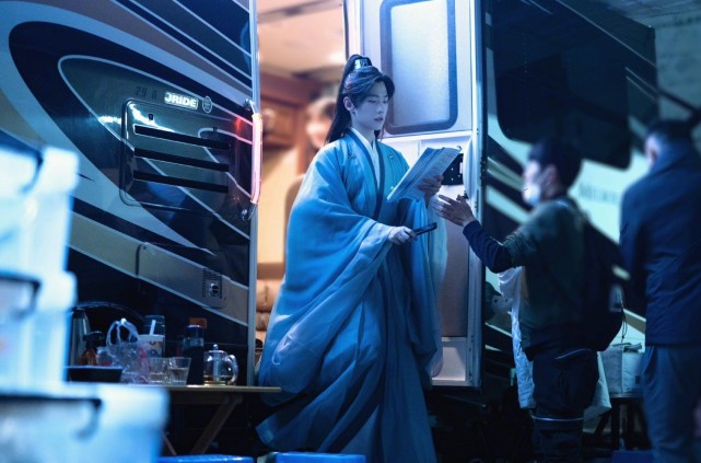 《且试天下》定妆照曝光!杨洋宣璐同框养眼,赵露思气质好仙