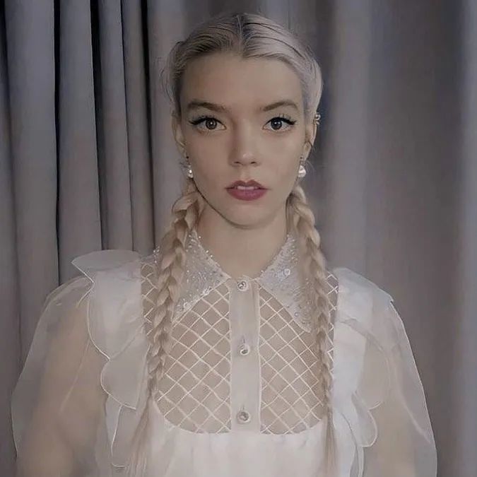 头像|安雅泰勒乔伊头像气质