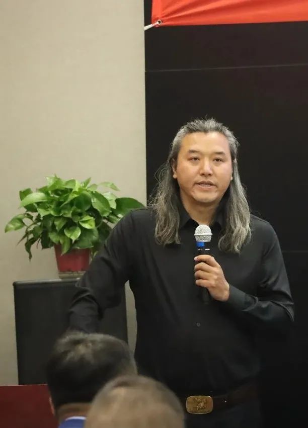 司原司长李兵弟,原阜平县委书记郝国赤三位专家开展乡村振兴座谈会