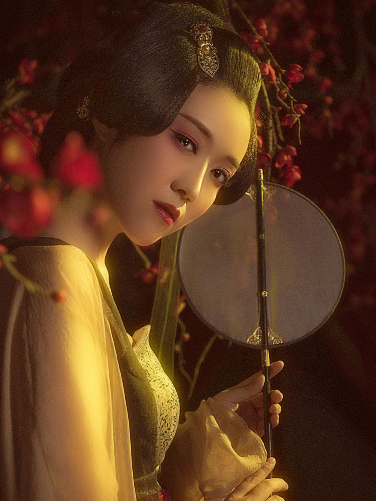 盘子女人坊古装摄影雨铃霖客片欣赏