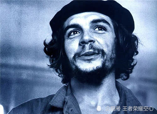 切格瓦拉行刑后的照片流出双眼始终睁开身中9弹双手被砍掉