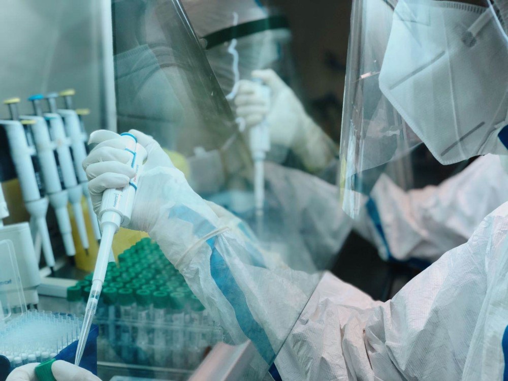 不忘初心接力使命中山医院检验科谱写发展新篇章