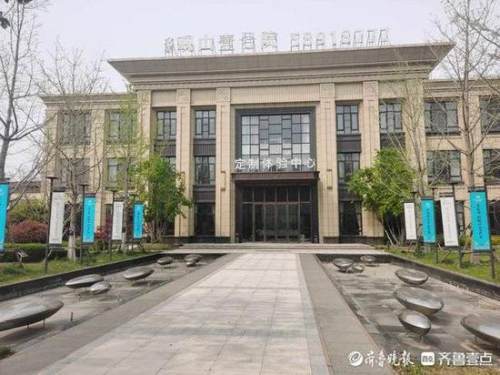 济南众美观山壹号院四年未建完突然停工开发商疑失联
