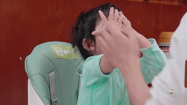 搞笑萌娃综艺《我的小尾巴》推荐,哥哥和妹妹的互动太有趣了