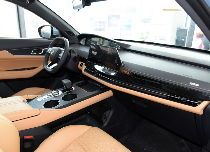 开惯日产奇骏,再开长安uni-k,感受到国产车与日系车的差距