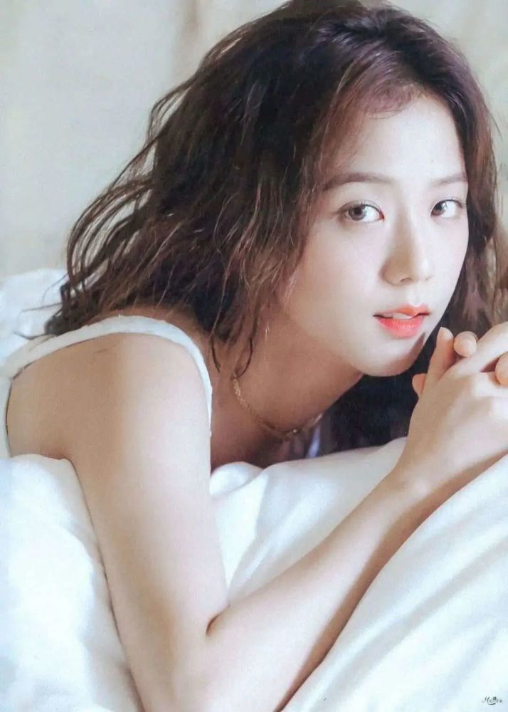 kim jisoo夏威夷写真拍摄花絮,浓郁的夏日气息,,四闺女们绝绝子