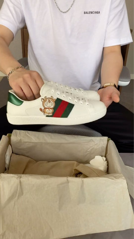 gucci牛角叮当猫开箱太可爱了