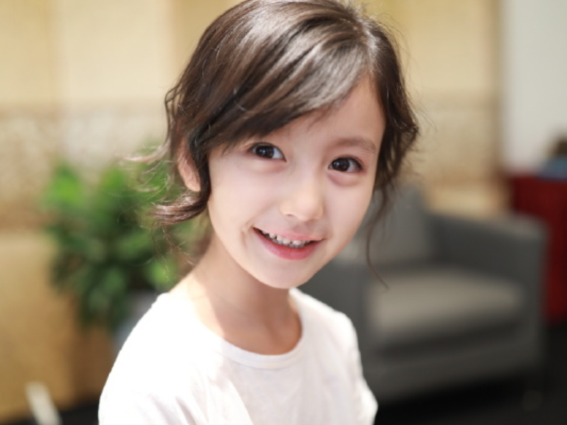 修允菲的妹妹黄忆慈的妹妹看见她的妹妹不出道可惜了