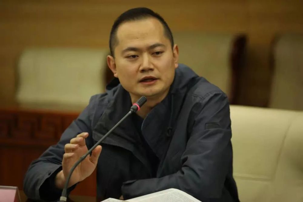 沈洋笔下的昭通磅礴之路文学大咖纷纷点赞