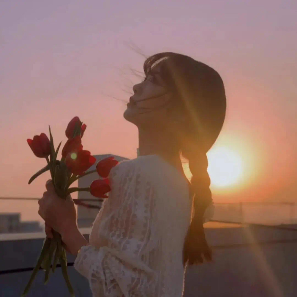 一些小众又好看的女生头像,张张都很惊艳_腾讯新闻