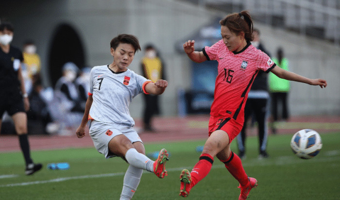 王霜进球！中国女足2-1力克韩国女足，为男足复仇