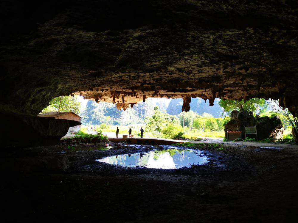 清远溶洞地下河密布一探洞穴奇观带你到地心世界