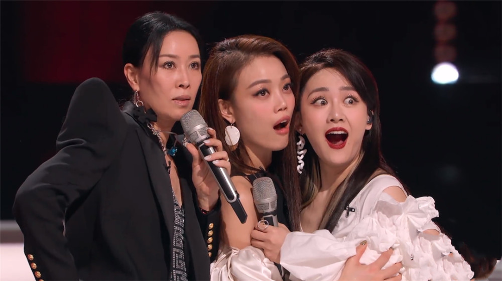 《浪姐》决赛造型大赏,杨钰莹张柏芝气质出众,陈小纭