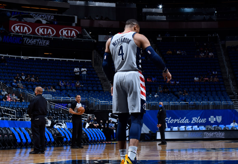9胜11负，NBA历史第一人！兄弟，你才是联盟抱团的始作俑者