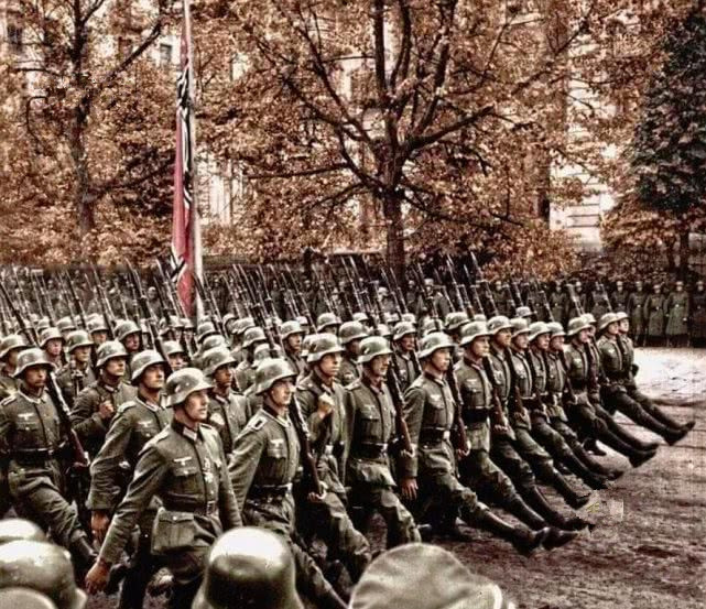 二战前期德军纪律严明,甚至受到了不少百姓的欢迎?