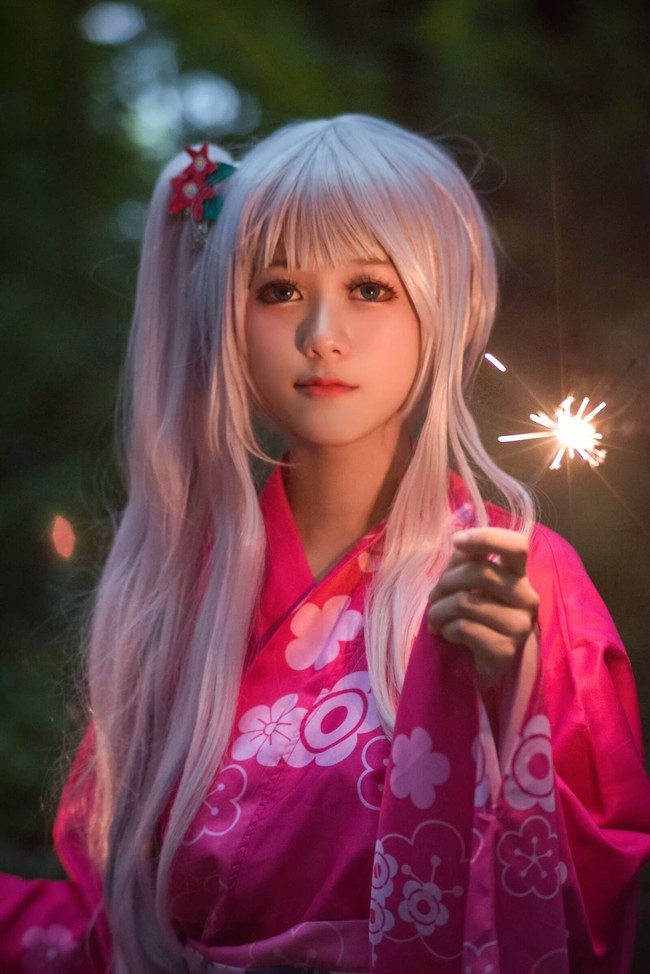 埃罗芒阿老师 和泉雾纱和服cosplay 腾讯新闻