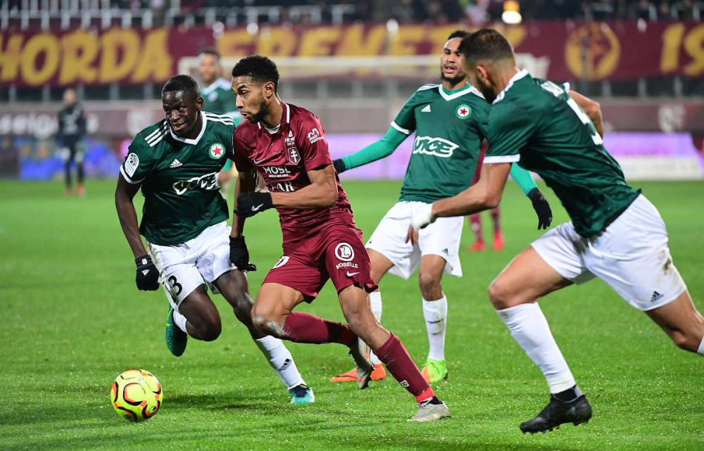 法甲梅斯vs里尔气焰盖过大巴黎里尔3分优势领跑仍不够梅斯恐成刀下魂