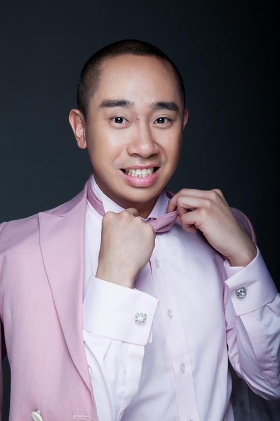 2014年,白凯南为了挣"快钱",放弃和贾玲搭档,今现状让人唏嘘_腾讯新闻