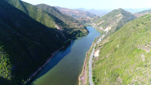 水清山灵景美趁着暖阳来山阳小河口村赴一场诗意之旅