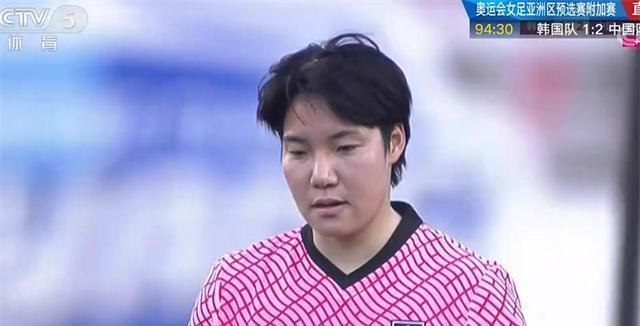 中国女足21击败韩国有人说王霜回国后退步了真是这样吗