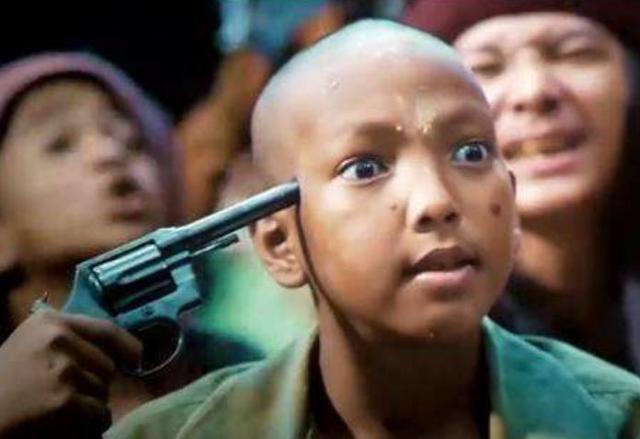 她是缅甸最大女毒枭四岁用枪长大后被人称为女皇帝