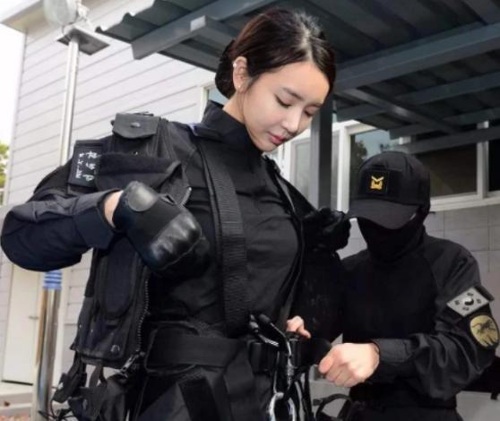 结果撩到了兵哥哥,坦言是运动改变了她|健身|韩国|李艳花