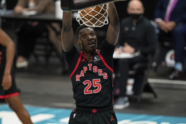 布歇:刚来猛龙时瓦兰对我帮助很大 我亏欠他很多