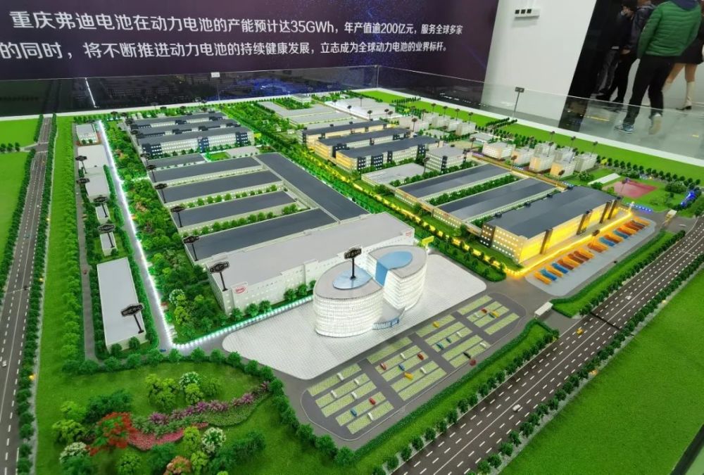 新车四连发:比亚迪纯电全系正式进入"刀片时代"