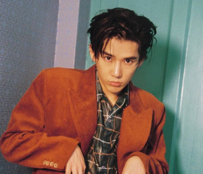 余姚中学",这所高中在浙江省是很出名,足以证明王安宇的学习成绩特别