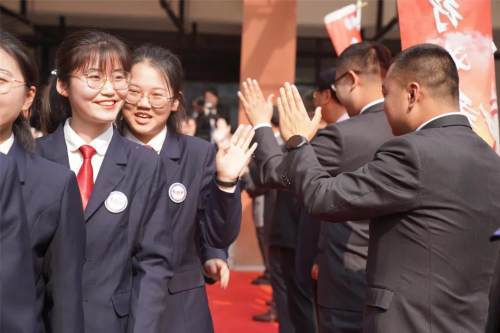 青春向党奋斗强国西安高新一中沣东中学党史学习教育暨高2021届学生
