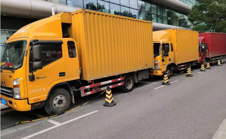 在上海中小企业搬迁搬场应该如何选择靠谱的上海搬家公司