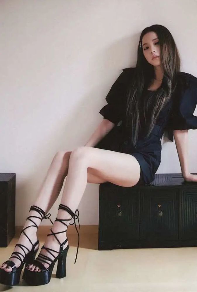 金智秀jisoo夏日日记美图