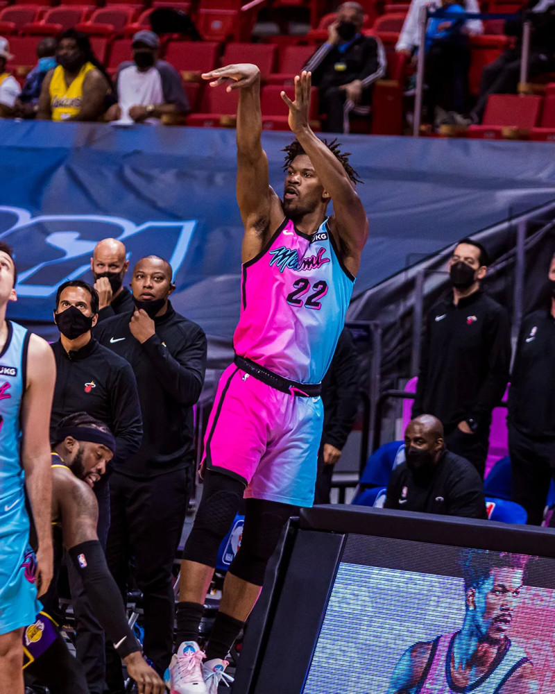 NBA球员上脚：卡鲁索穿KT5，这双匹克球鞋很小众