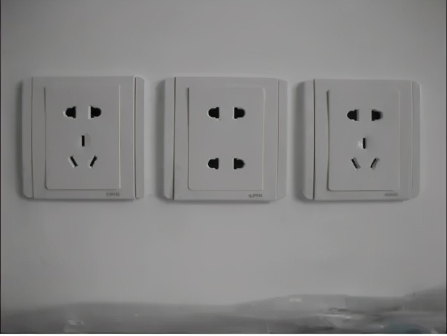 普通墙壁插座和带开关墙壁插座标准接线方法一起来了解下