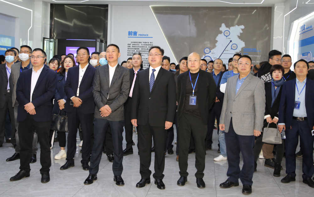 第四届达商大会达州高新区重点产业项目推介会举行