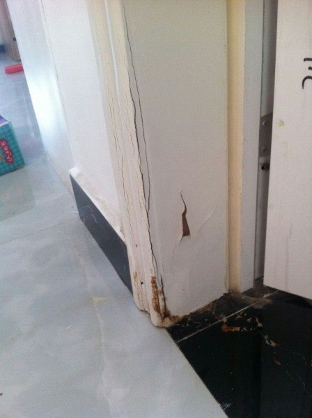 ok木门说木门受潮应该如何处理