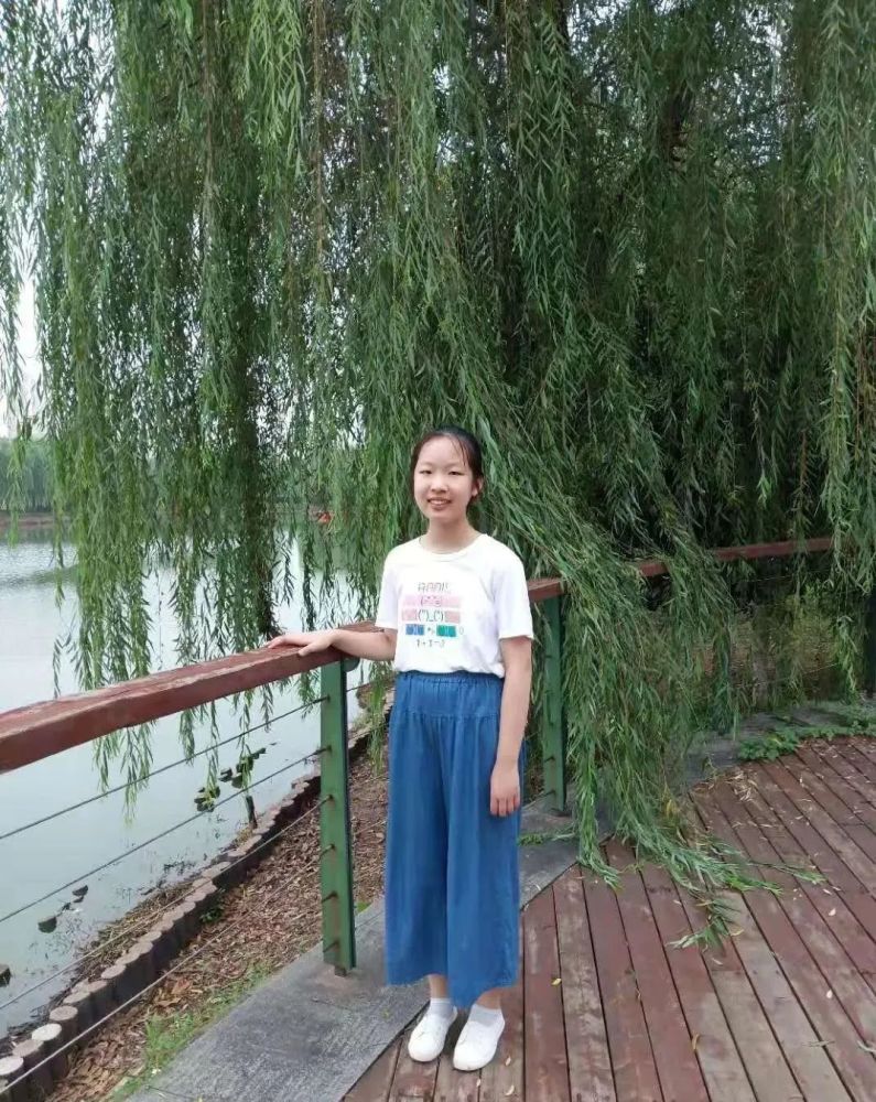 厉害了全国唯一一名入选女生武汉这所学校高一学霸被保送清华