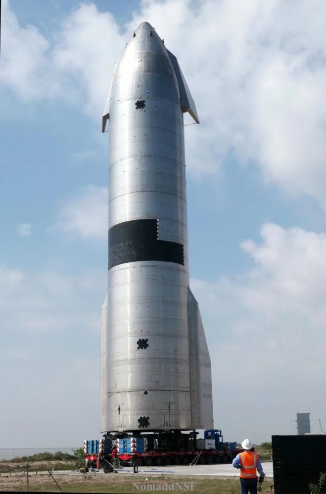 星舰新勇士sn15新鲜出炉,直奔火线直接上架,等待的不只是生死大考.