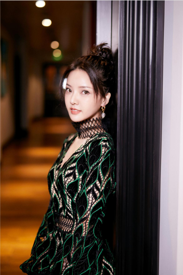 女主播洪小乔red凭什么这么火?