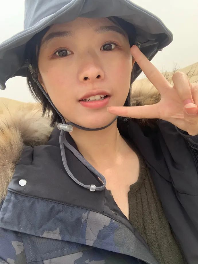 央视收视密码前有甜美萌妹王冰冰后有英姿飒爽庄晓莹