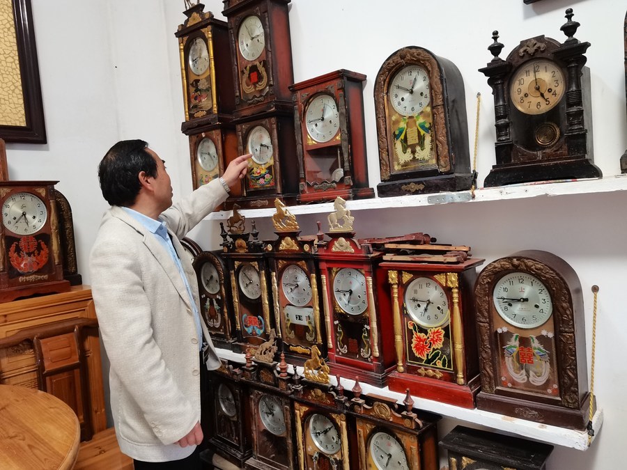 乡村钟表修理师用匠心修补时光