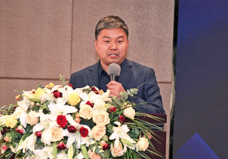 e运维创始人北京中科锐智电气有限公司总裁 王明建e运维创始人,北京