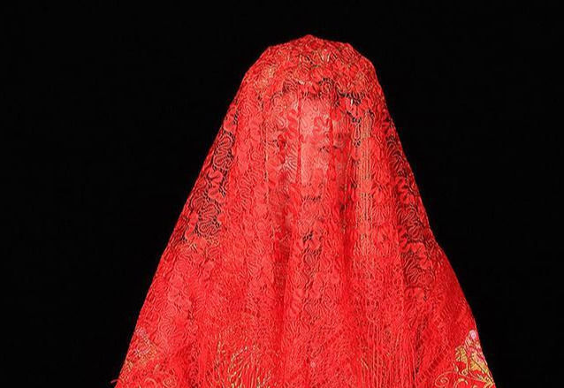 心理测试:4位新娘,你最想掀开谁的盖头?测出你是痴情还是多情?