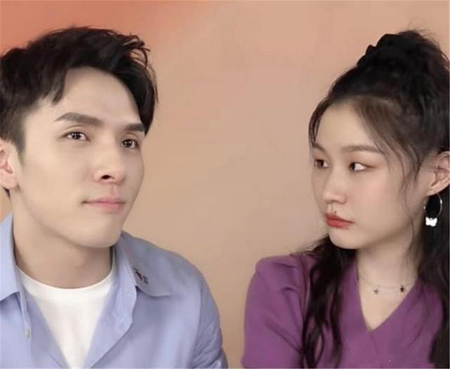 金靖再现李佳琦直播间有趣的灵魂相互吸引被喊话给我连夜结婚